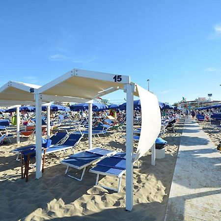 Riccione Beach Hotel - Enjoy Your Summer -Beach Village Incluso Extérieur photo