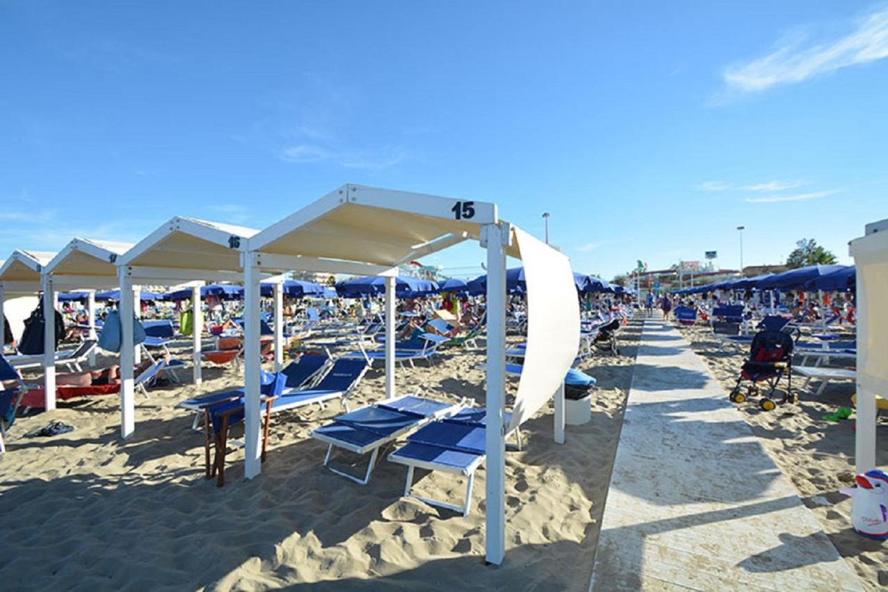 Riccione Beach Hotel - Enjoy Your Summer -Beach Village Incluso Extérieur photo