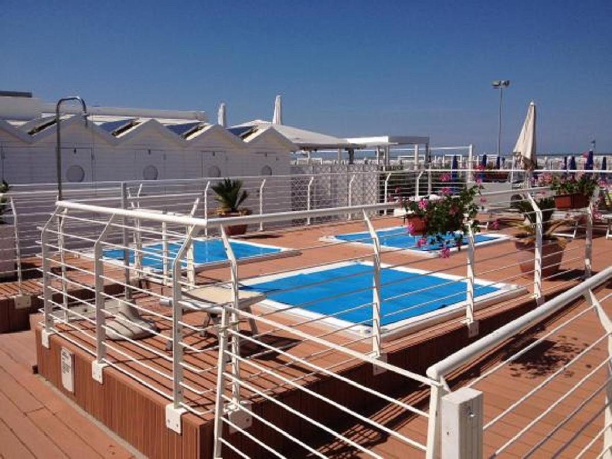 Riccione Beach Hotel - Enjoy Your Summer -Beach Village Incluso Extérieur photo